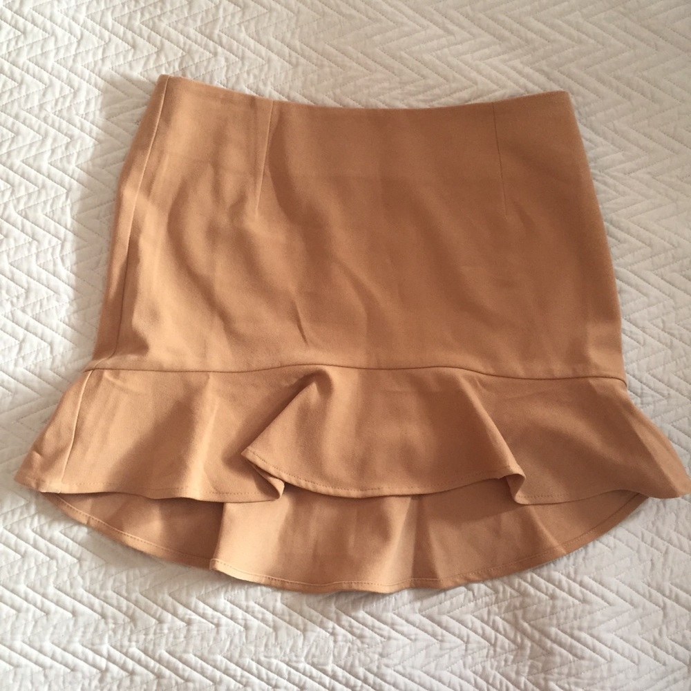 XS Tobi Mini Skirt - camel